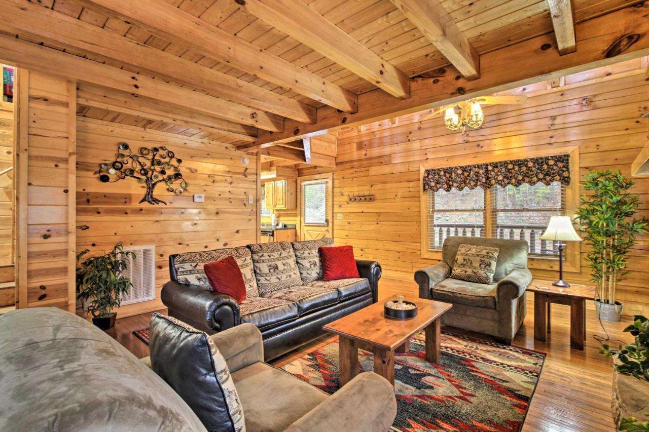 Cabin With Hot Tub About 2 Mi To Island In Pigeon Forge! מראה חיצוני תמונה