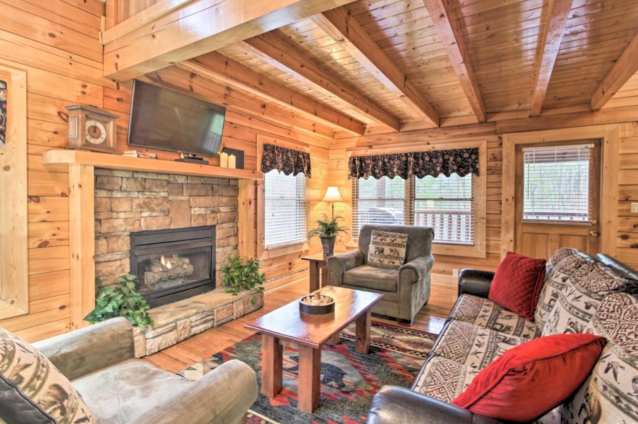 Cabin With Hot Tub About 2 Mi To Island In Pigeon Forge! מראה חיצוני תמונה