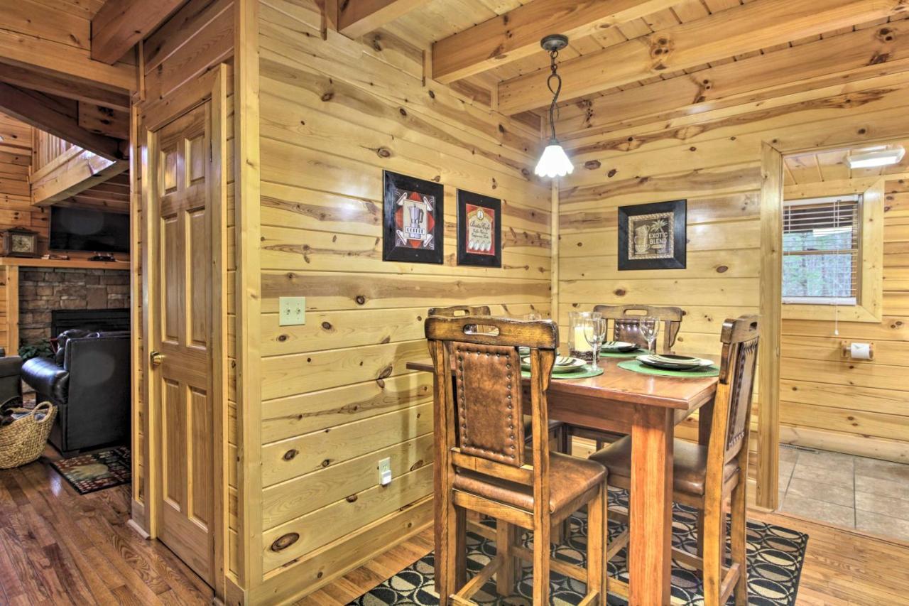 Cabin With Hot Tub About 2 Mi To Island In Pigeon Forge! מראה חיצוני תמונה