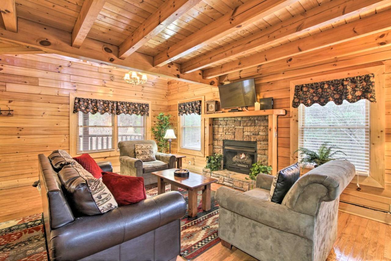 Cabin With Hot Tub About 2 Mi To Island In Pigeon Forge! מראה חיצוני תמונה